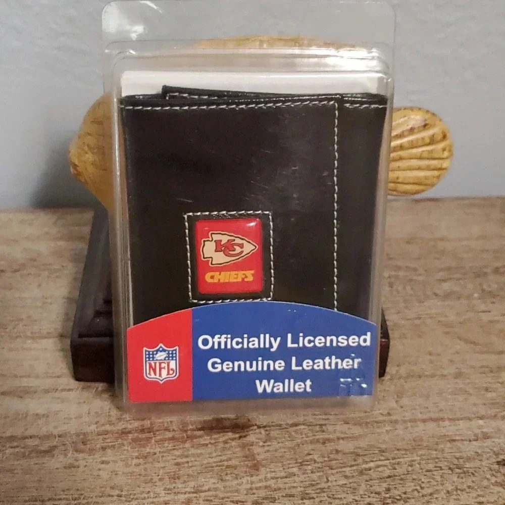 NFL Chiefs Black Leather Wallet